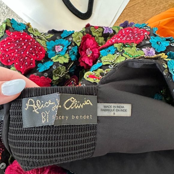 Alice + Olivia Lindsey A-line Mini Dress Multicolor Allover Floral Embroidery - Picture 3 of 12